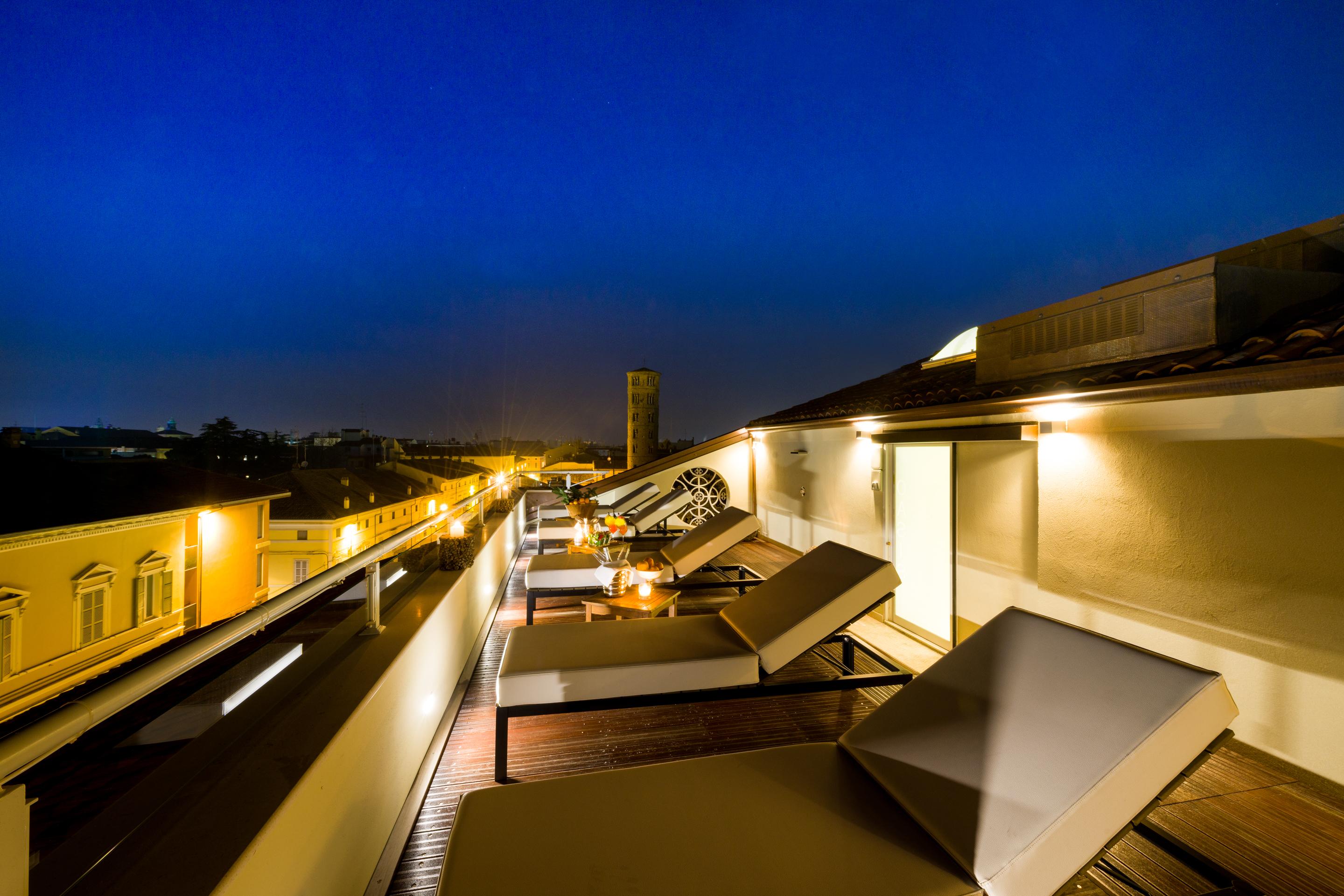 Palazzo Bezzi Hotel Ravenna Exterior foto